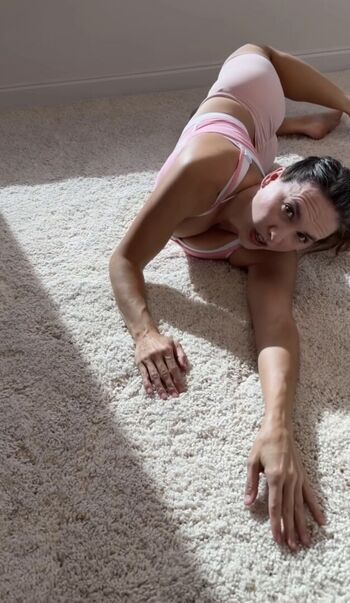 Full leaked Mondragon chiropractic  page private onlyfans photo