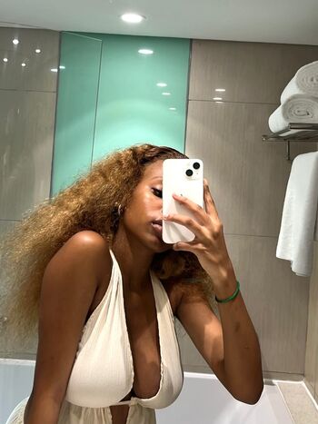 Full leaked Monica mbonambi private photo