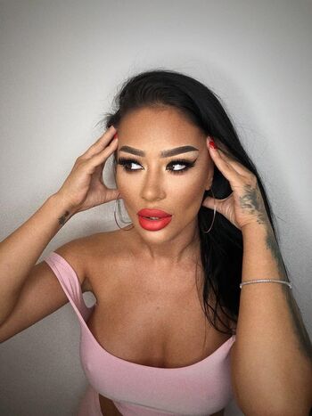 Full leaked Monicasuarez private photo