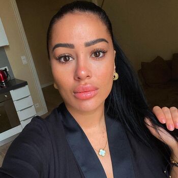 Full leaked Monicasuarez private photo