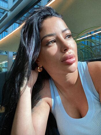 Full leaked Monicasuarez private photo