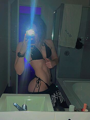 Full leaked Monique van den bogart private photo