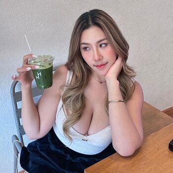 Full leaked Moojaew private photo