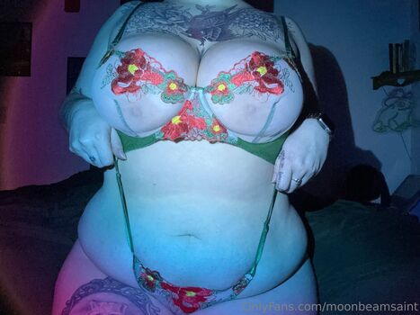 Full leaked Moonbeamsaint page private photo