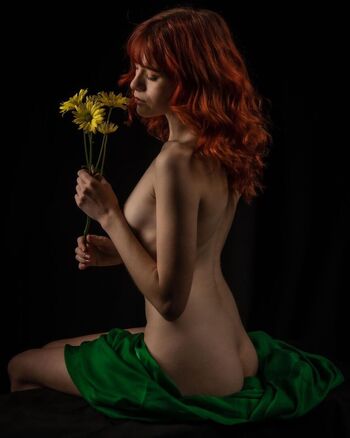Full leaked Moonladytay private photo