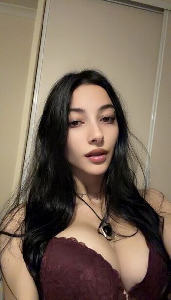 Full leaked Moonlitdolli private photo