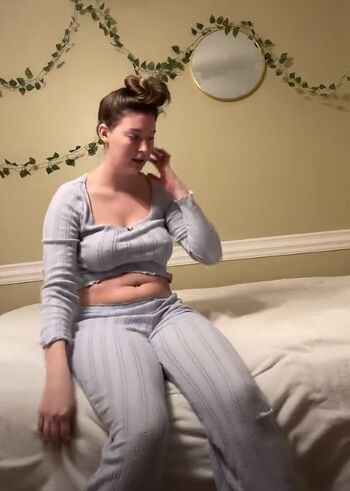 Full leaked Moorer reading private onlyfans photo