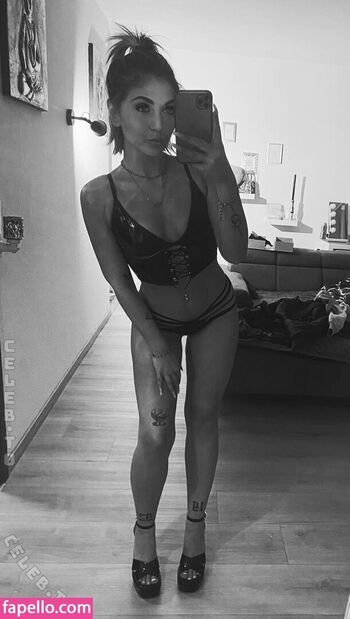 Full leaked Mopsiiiii private onlyfans photo