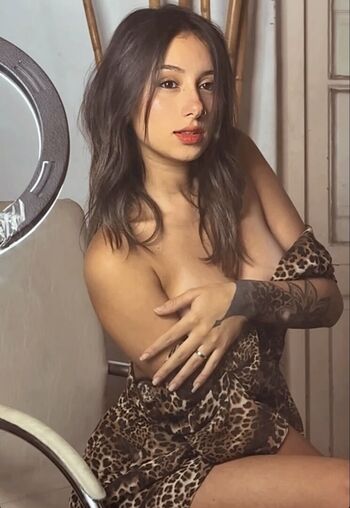 Full leaked Moreegutiii private photo