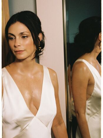 Full leaked Morena baccarin private photo