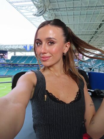 Full leaked Morena beltran page private photo