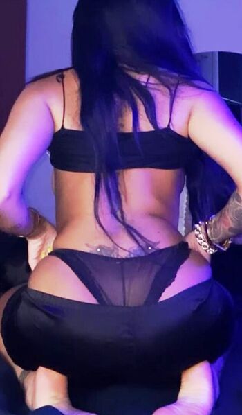 Full leaked Morenamore private photo