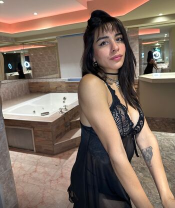 Full leaked Morenita private onlyfans photo