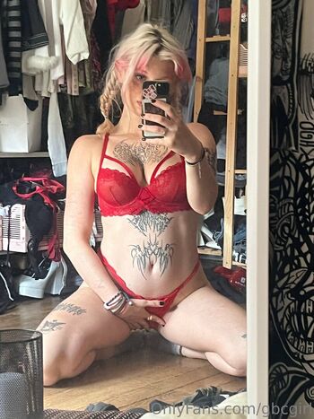 Full leaked Morgane wauquier private photo