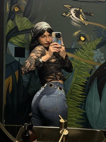 Full leaked Mothmanhunny private onlyfans photo