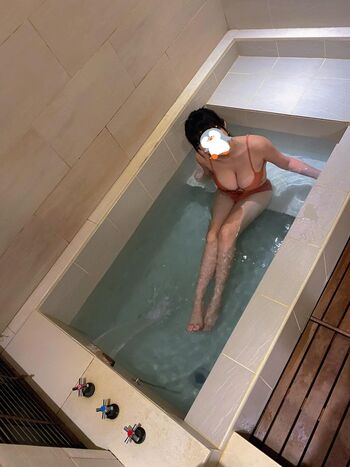 Full leaked Mov page private onlyfans photo