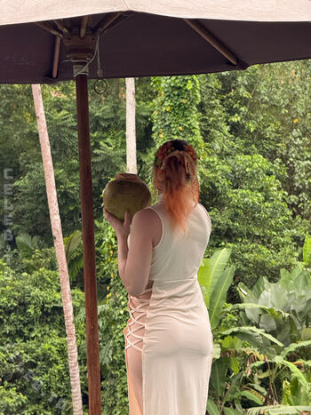 Full leaked Mowky private onlyfans photo