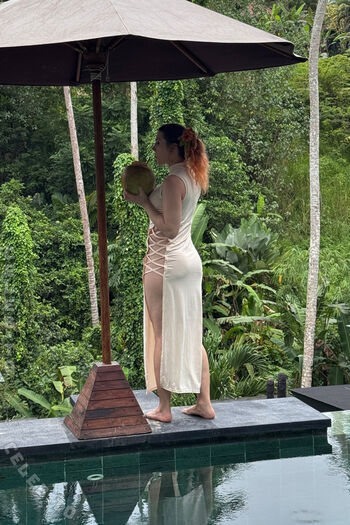 Full leaked Mowky private onlyfans photo