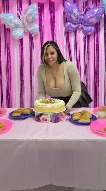Full leaked Mramirezgeneida private photo