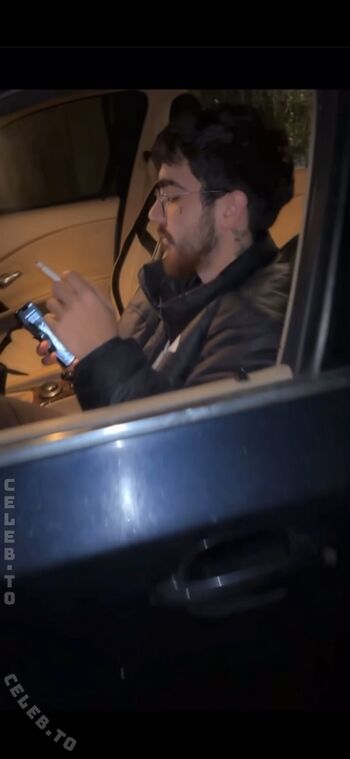 Full leaked Mrandmrssavage private photo