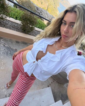 Full leaked Mrs bella private photo