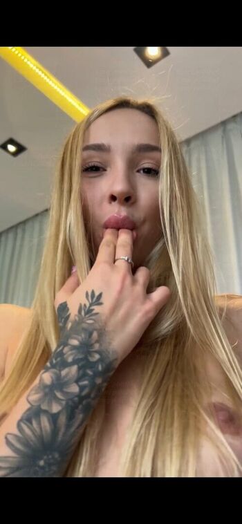 Full leaked Mrs honey private onlyfans photo