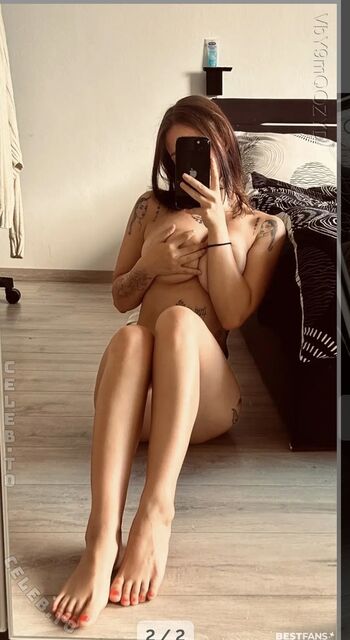 Full leaked Mrs lina page private photo