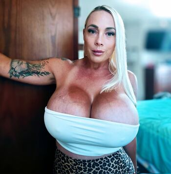 Full leaked Mrs pineapplegoddess private photo