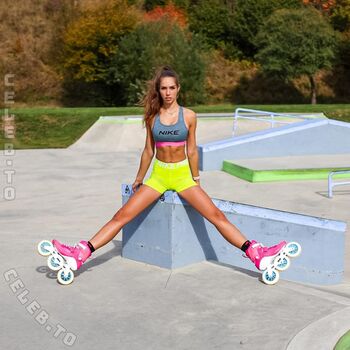 Full leaked Mrs vickeey page private photo
