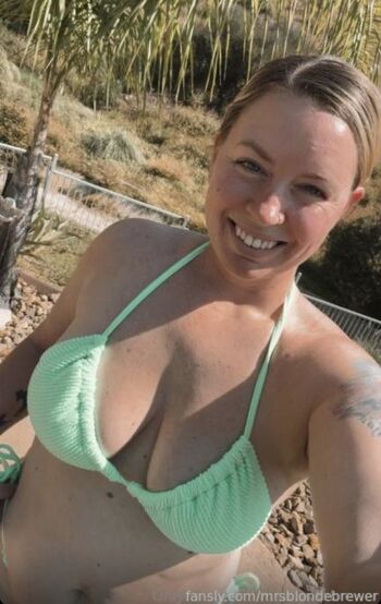 Full leaked Mrsblondebrewer private photo