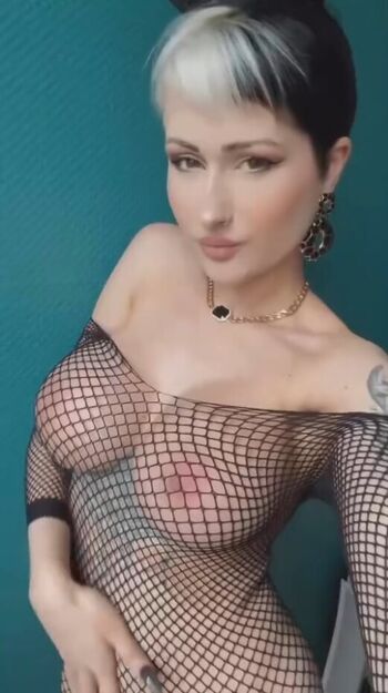 Full leaked Mrsdevil private onlyfans photo