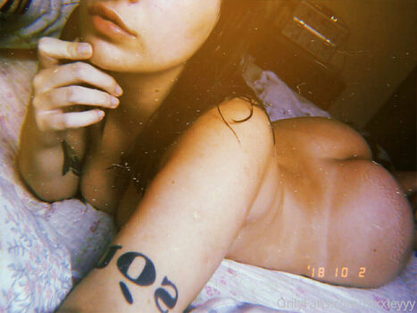 Full leaked Mrsfoxxie page private onlyfans photo