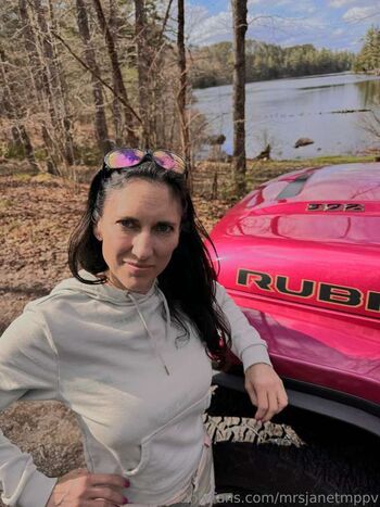 Full leaked Mrsjanetm page private onlyfans photo