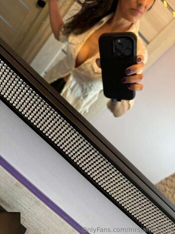 Full leaked Mrsjanetm private onlyfans photo