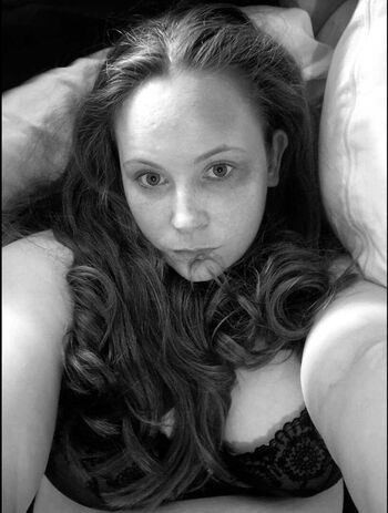 Full leaked Mrsrobinson private onlyfans photo