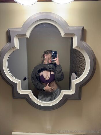 Full leaked Msfroste page private photo