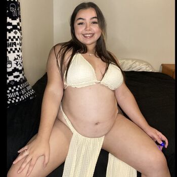 Full leaked Msgoldencherry private photo