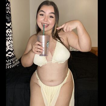 Full leaked Msgoldencherry private photo
