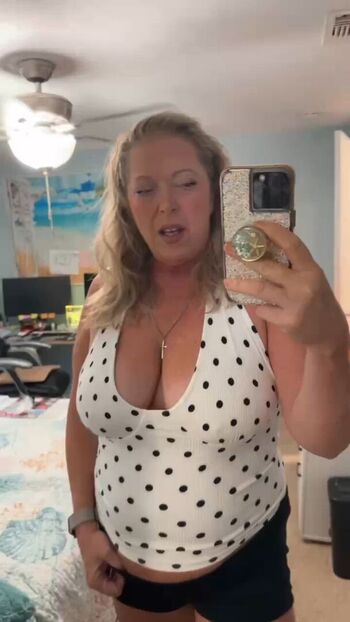 Full leaked Msraineyblue private onlyfans photo