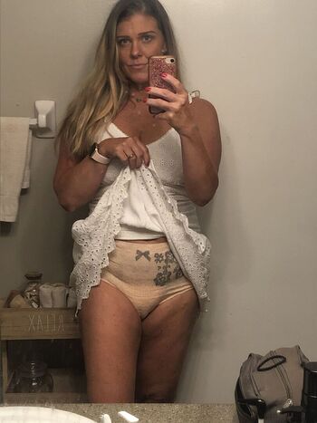 Full leaked Mssweetea private photo