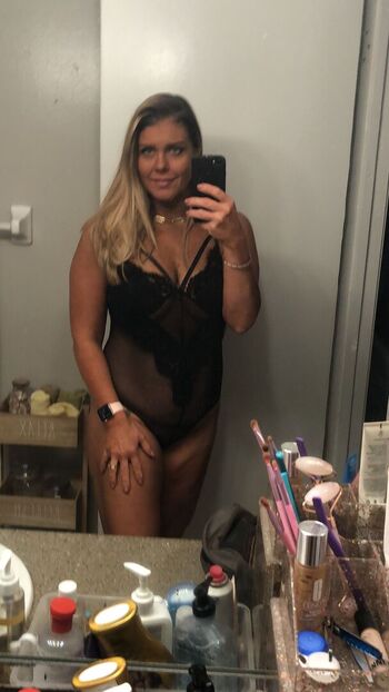Full leaked Mssweetea private photo