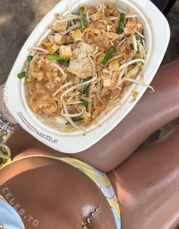 Full leaked Mthlara private onlyfans photo