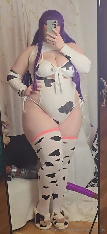 Full leaked Mumacosplay private onlyfans photo
