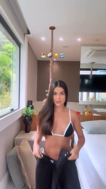 Full leaked Munik nunes private photo