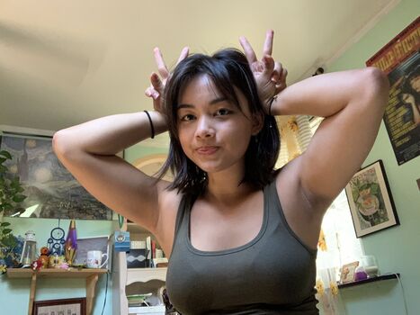 Full leaked Musclemochi private photo