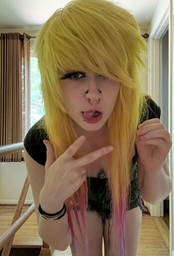 Full leaked Mushroomfairy private photo