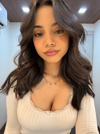 Full leaked Muskan karia private onlyfans photo