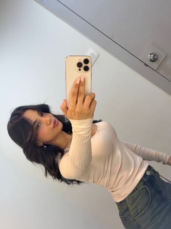 Full leaked Muskan karia private onlyfans photo