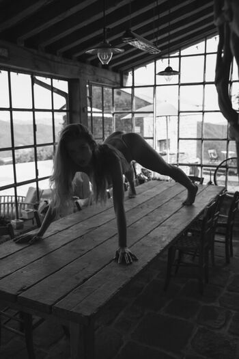 Full leaked Mwsolak page private onlyfans photo