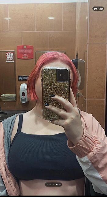 Full leaked Mxwuni private onlyfans photo